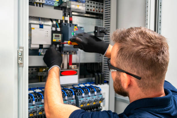 Best Electrical Outlet Repair  in Wayzata, MN